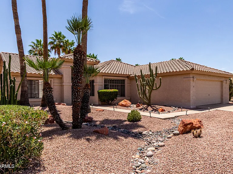 9637 E Sundune Dr — Photo 6