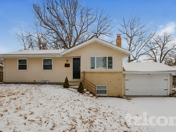 1420 Boone Ave N, Golden Valley, MN 55427