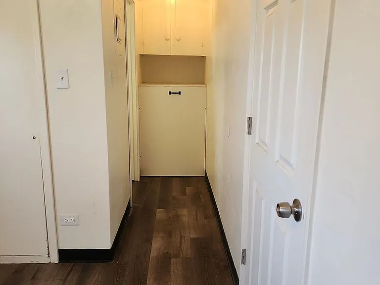 2707-2717 W Peninsula Dr — Photo 13