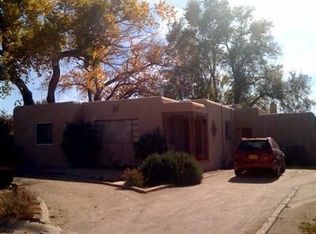 112 Velarde Rd NW, Albuquerque, NM 87107