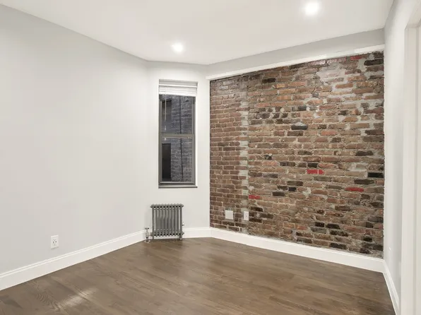 714 9th Avenue image 9 of 13