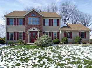 439 Knollbrook Dr, Langhorne, PA 19047