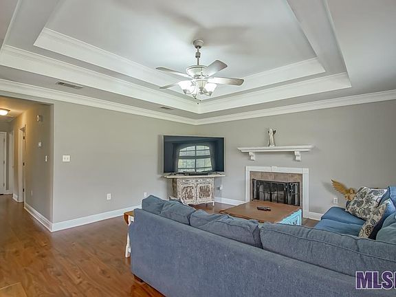 5th image of 31560 Meadowlark Ln
