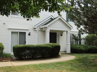 686 Fieldcrest Dr UNIT A, South Elgin, IL