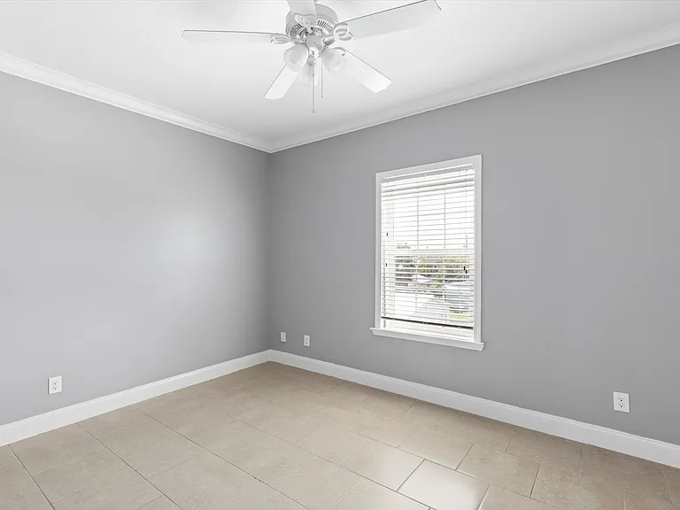 22 Ed Swift Rd — Photo 13