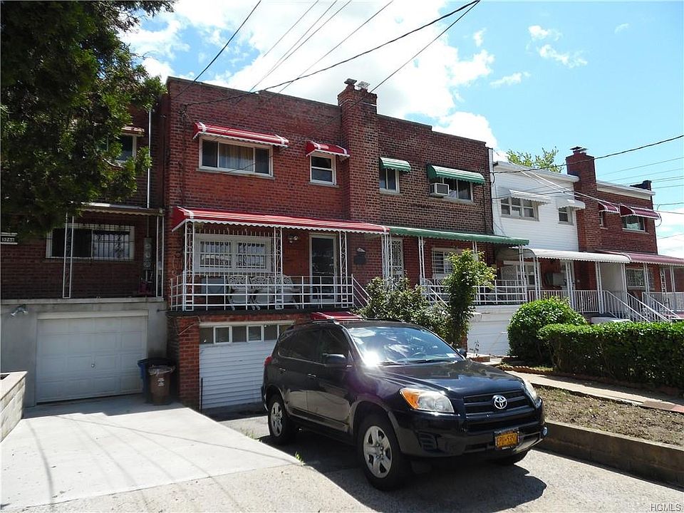 1st image of 3764 Laconia Ave