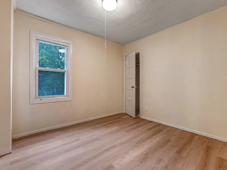 53 Bickford Ave — Photo 7