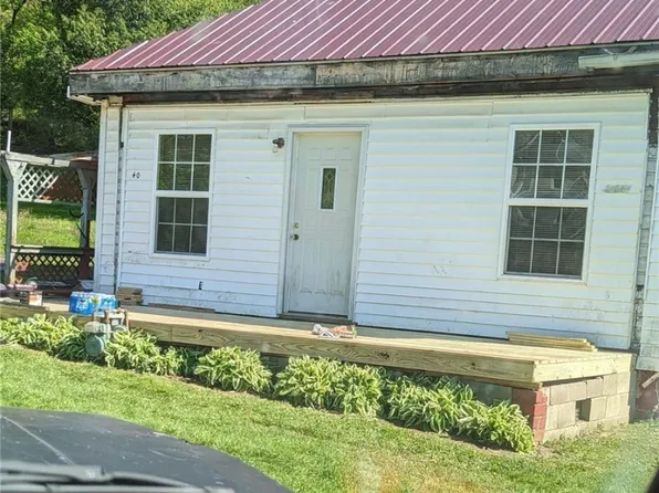 40 Braun St, Glouster, OH 45732