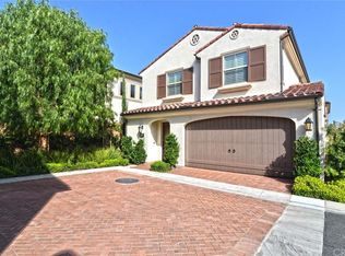 81 Rembrandt, Irvine, CA 92620