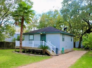 3330 Triplett St, Bacliff, TX 77518
