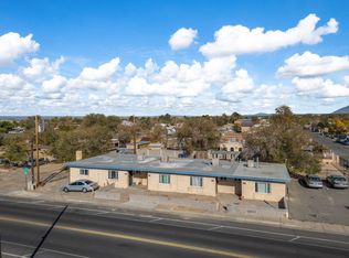 401 Vermont St NE, Albuquerque, NM 87108