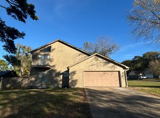 14218 High Point Dr, Little Rock, AR 72211