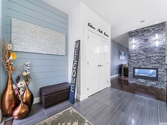 5th image of 733 Gowan ROAD
