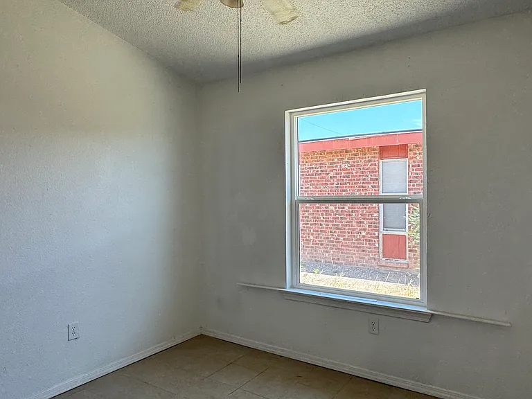 13485 Sunset Hills Dr — Photo 7