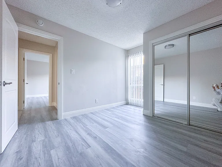 831 S Greenwood Ave #23 — Photo 10