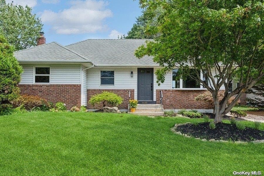 1st image of 3688 Carlisle Court