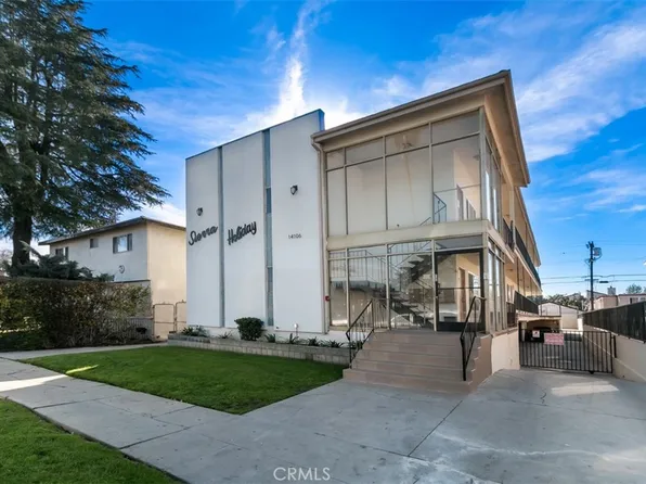 14106 Delano St, Van Nuys, CA 91401