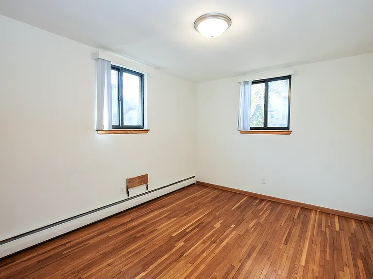 Randolph Apartments — Photo 28