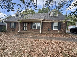 718 Dutchmans Ct, Hermitage, TN 37076