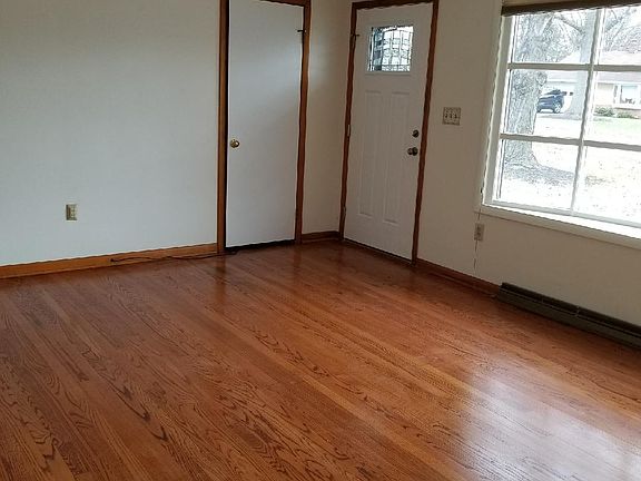 Front Living Room- New Front Door