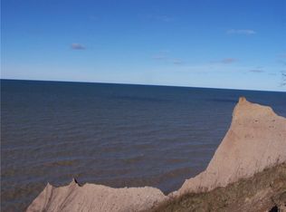 12775 Scott Bluff Dr, Wolcott, NY 14590