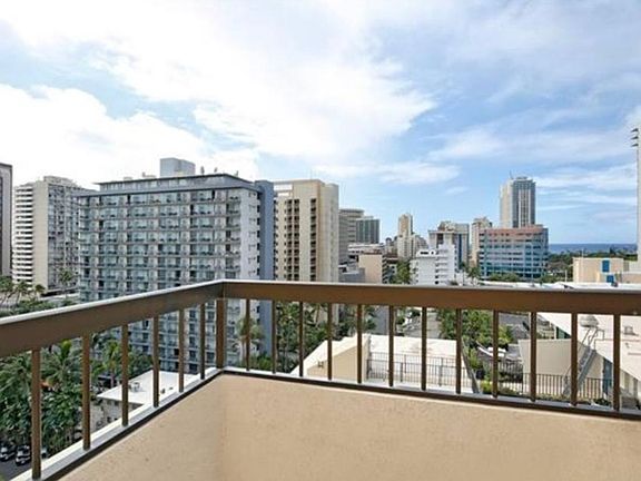 4th image of 430 Lewers St APT 14D