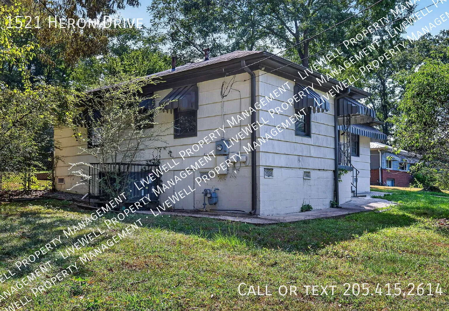 Section 8 Welcome - 4BR/2BA One Level in Forestdale, Private Primary Bath, Big Deck — Photo 3