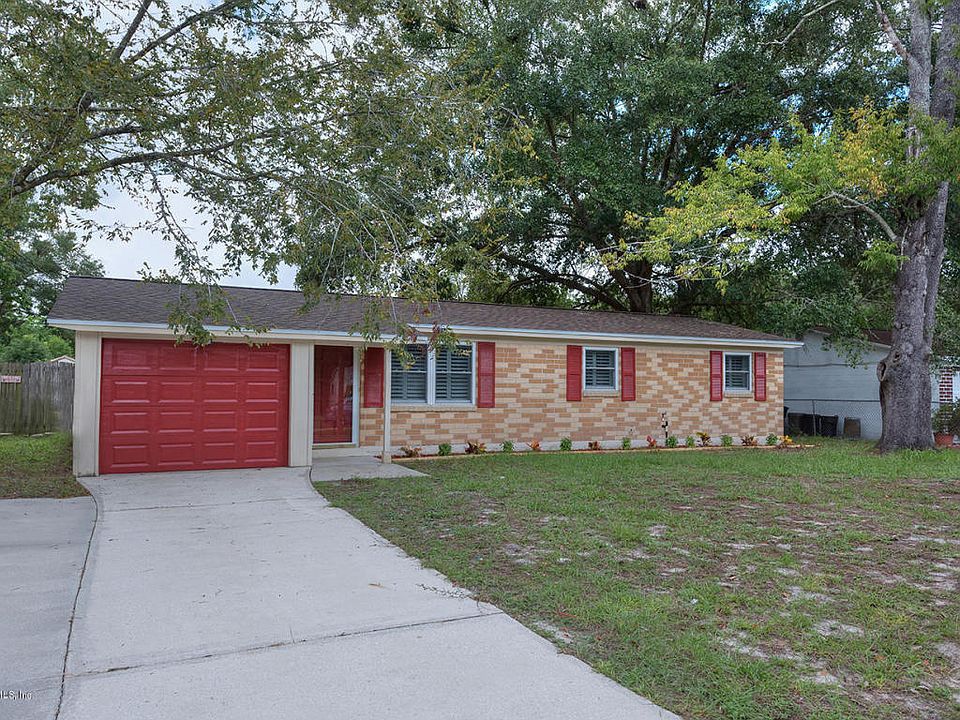 1st image of 2844 E Goldenrod Cir