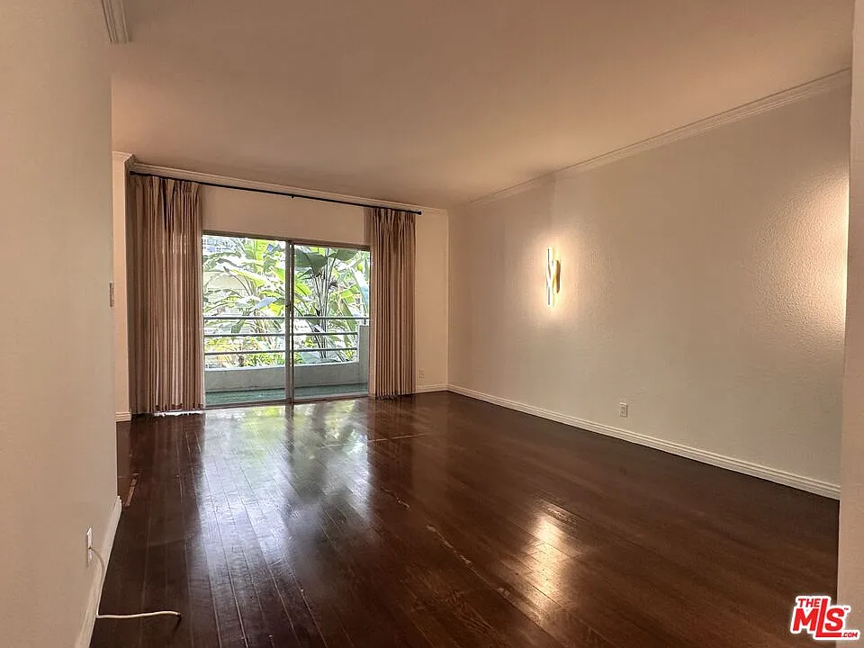 1 bed, 2.0 bath, 741 sqft, $3,495 — Photo 1