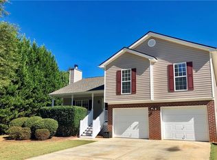 1242 Persimmon Place Dr, Bethlehem, GA 30620