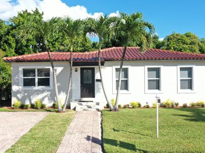 7 Montilla Ave, Coral Gables, FL, 33134
