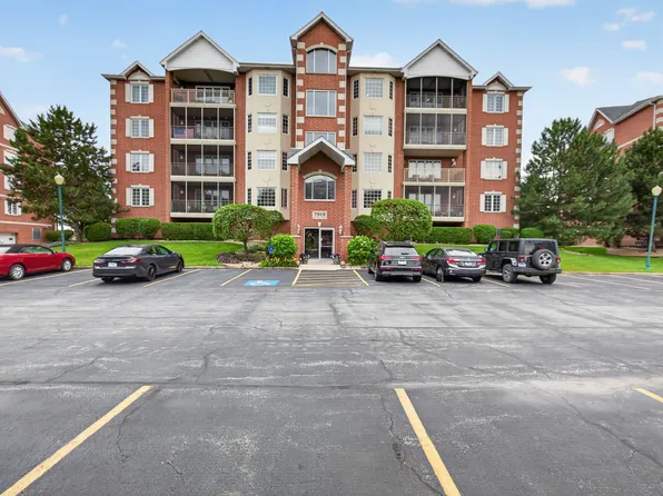 7919 Trinity Cir Unit 4NW, Tinley Park, IL 60487