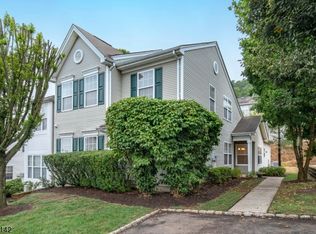 343 Wren Ln, Bedminster, NJ 07921