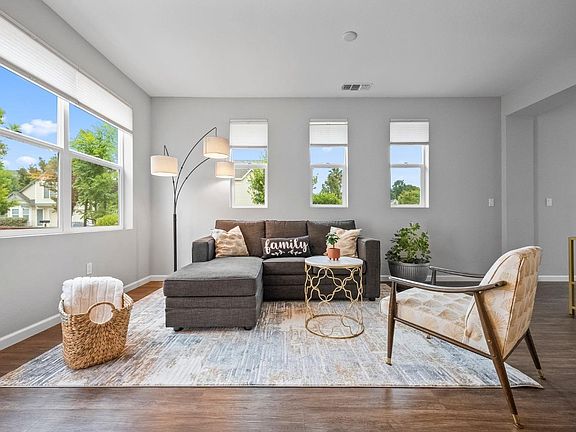 5th image of 57 Briar Bush Way