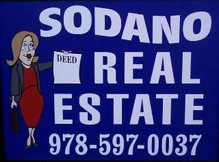 18 W Meadow Estates Dr, Townsend, MA 01474