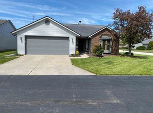 3014 Wood Knoll Ln, Fort Wayne, IN
