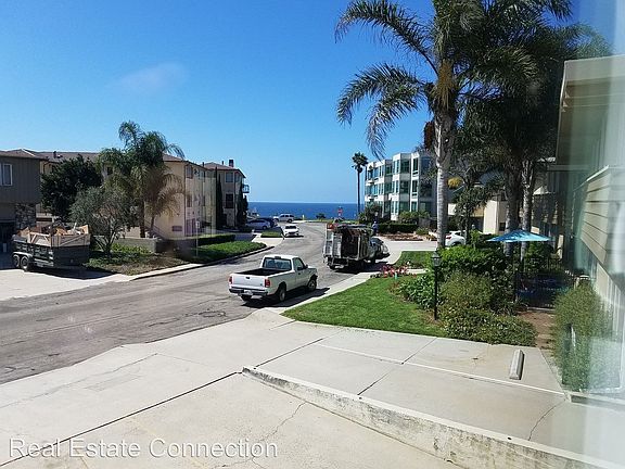 4th image of 122 Paseo De La Concha APT A