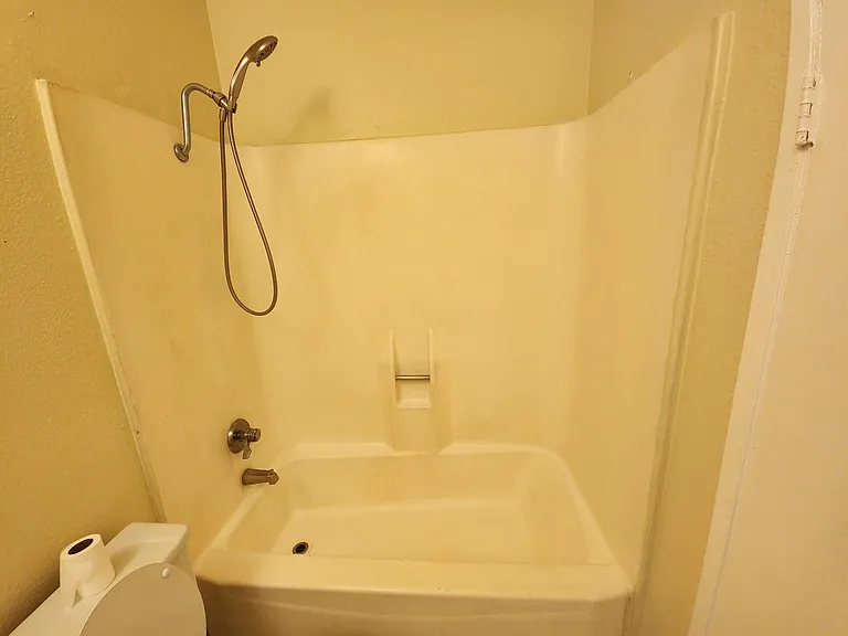 745 S Lark Ellen Ave — Photo 17