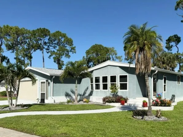 607 Sierra Madre Dr #607, North Fort Myers, FL 33903