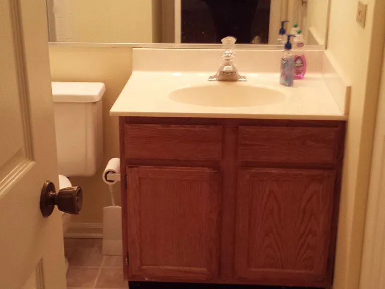 1045 Courtland Dr — Photo 3