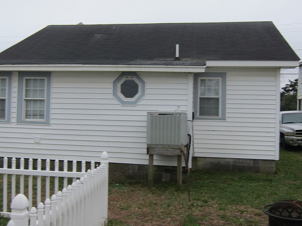 2nd image of 208 Charlotte Ave