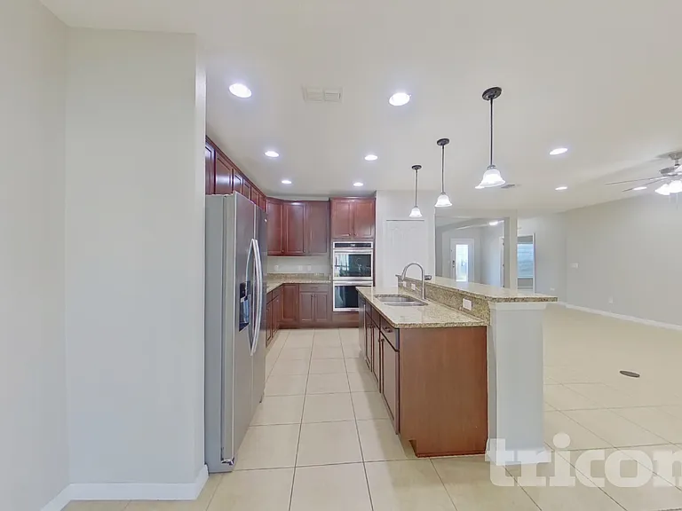 15320 Scorpio St — Photo 3