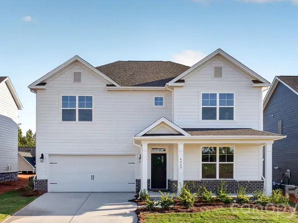 4249 Round Table Dr, Gastonia, NC 28056