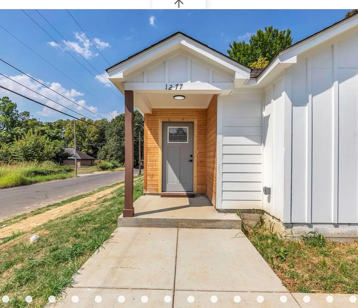 1277 Englewood St — Photo 3