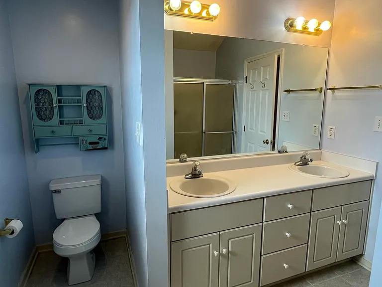444 Madison St — Photo 22