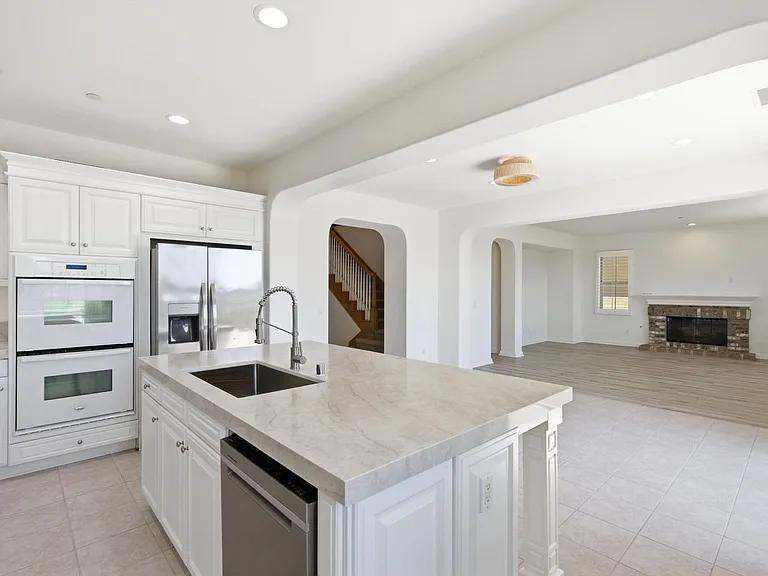 40 Paseo Lerida — Photo 15