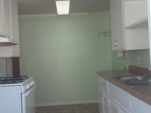 2nd image of 621 E Fredricks St #1-2