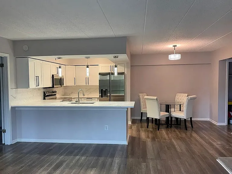 922 Washington Pl #22 — Photo 4