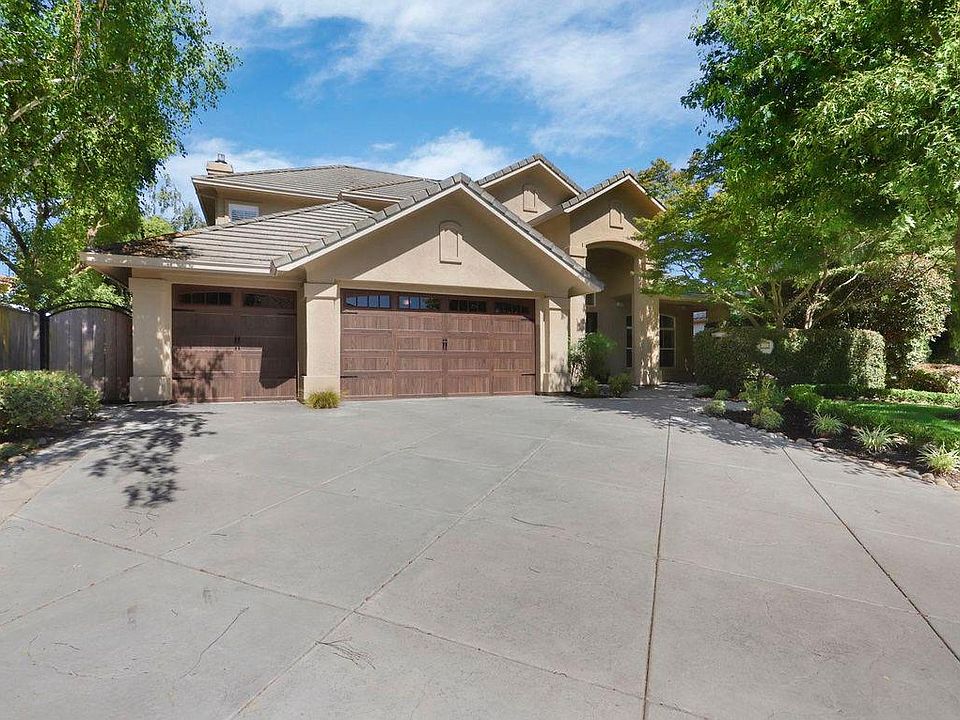 1st image of 4305 Gleneagles Ct