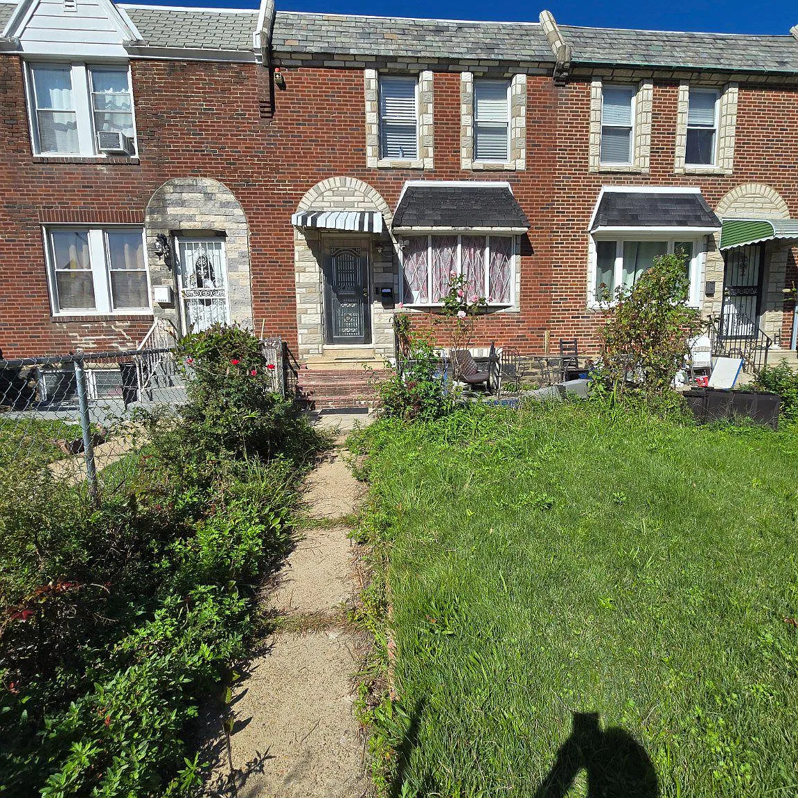 1 bed, 1.0 bath, 1188 sqft, $600 — Photo 1